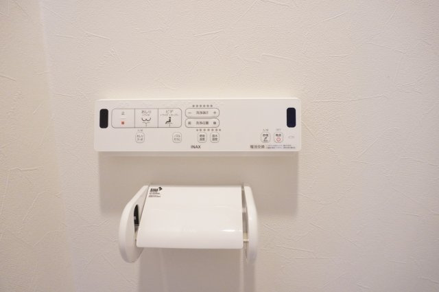 草加市八幡町 中古戸建のトイレ