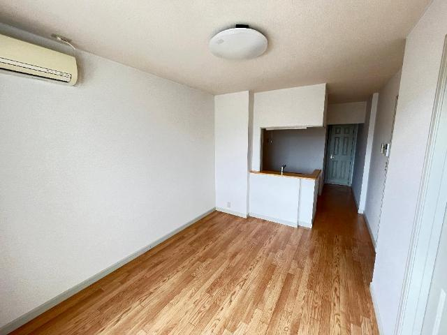 トゥインクル　ＥＶＡＴＡ　Ｂ棟の居間・リビング|リビング