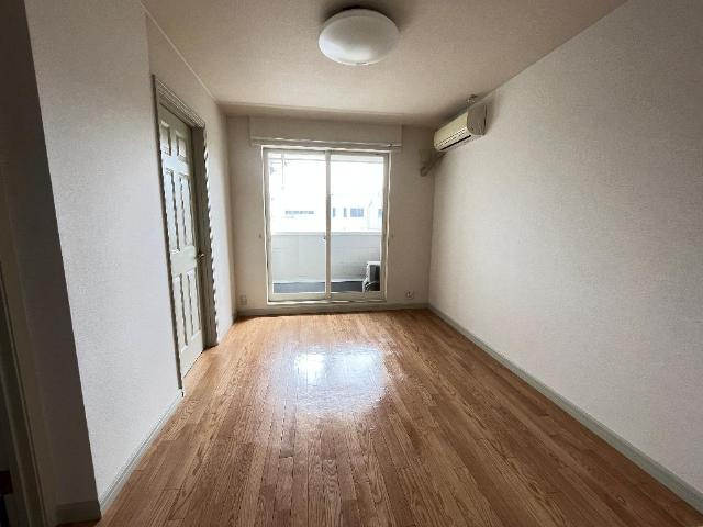 トゥインクル　ＥＶＡＴＡ　Ｂ棟の居間・リビング|リビング