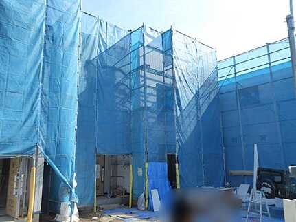 広島市安佐北区深川7丁目　新築一戸建て(全5棟)の前面道路含む現地写真