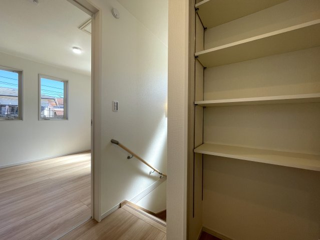 カワイも、中身も、安心も。全てを手に入れたい、そんな方にはこの『旭区中白根２丁目』新築戸建です。地震対策制震ダンパーで安心、浴室テレビは長湯禁止、それでカワイイなんて罪。の内装|内装も気になるポイント