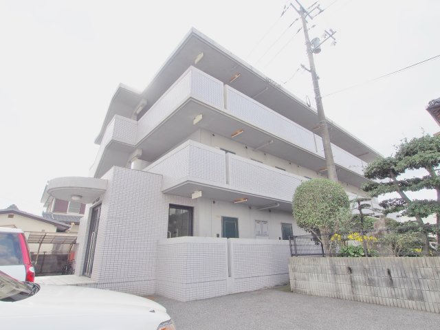 シャローム村岡の外観