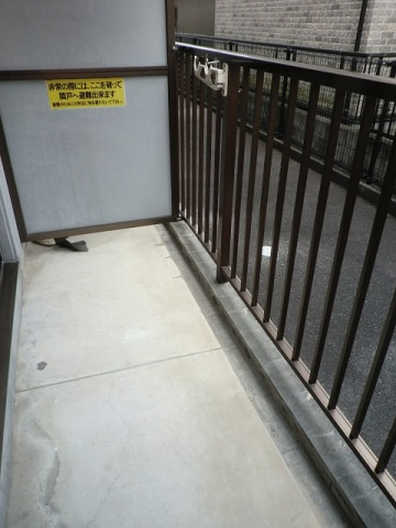 シャローム村岡のバルコニー