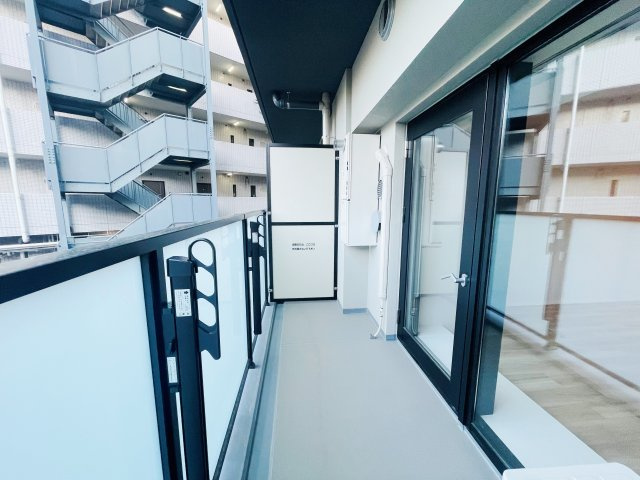 Ｕｒｂａｎ　Ｂｒｅｅｚｅ　巣鴨のバルコニー