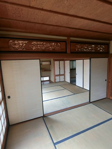 神戸市長田区滝谷町　中古戸建の和室|２階南側の続き間の和室　旅館でもなかなか３間続はないですよね