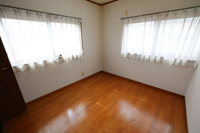 【洋室】 | 毛呂山町市場 中古住宅 | ２階北西側洋室５帖