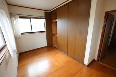 【洋室】 | 毛呂山町市場 中古住宅 | ２階南西側洋室５帖