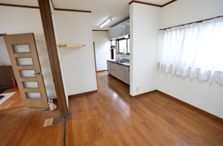 【ダイニング】 | 毛呂山町市場 中古住宅 | １階DK１０帖
