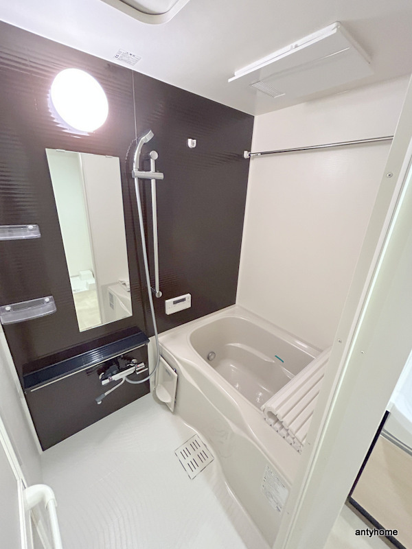 プレサンス堺筋本町エグゼブラン 仲介手数料無料の浴室