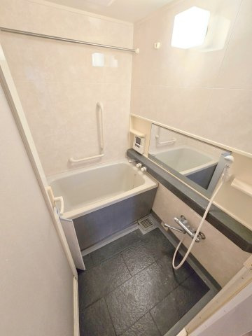 ダイアパレス東青梅グランエスタシオンの浴室|リフォーム前写真　２０２６年撮影