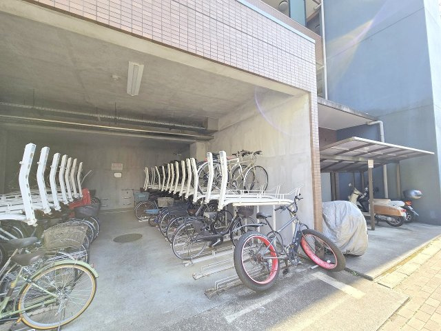 ダイアパレス東青梅グランエスタシオンの駐車場