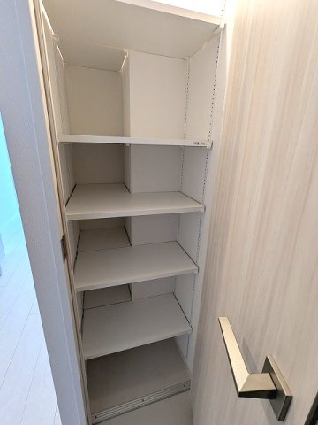 Prime Bliss新御徒町の玄関|シューズインクローゼット