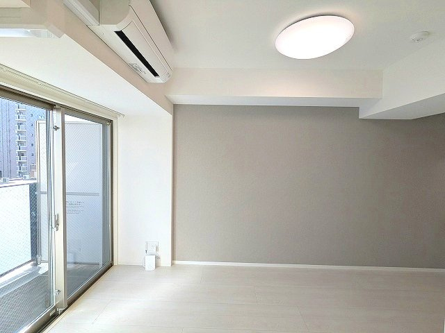 Prime Bliss新御徒町の設備|フロアにより、ナチュラルとホワイトの内装がお選び頂けます
インターネット無料
リビングにエアコン付、全室照明付
南向き日当り良好