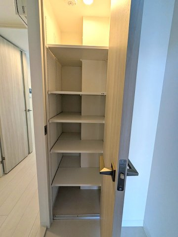 Prime Bliss新御徒町の設備|シューズインクローゼットです