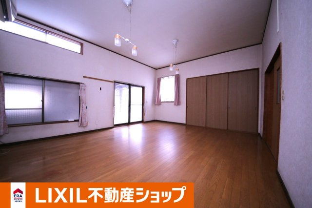 本町1丁目中古戸建の洋室