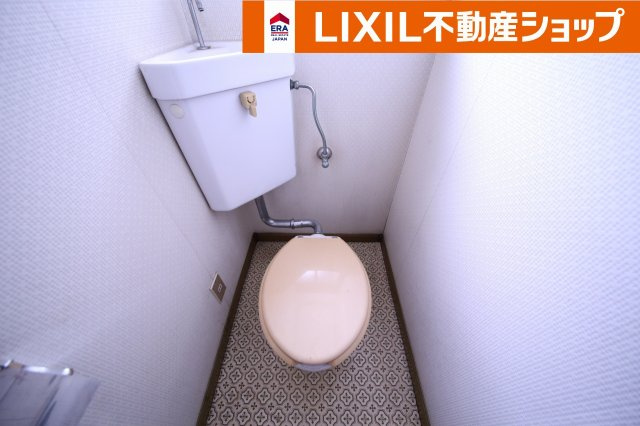 本町1丁目中古戸建のトイレ