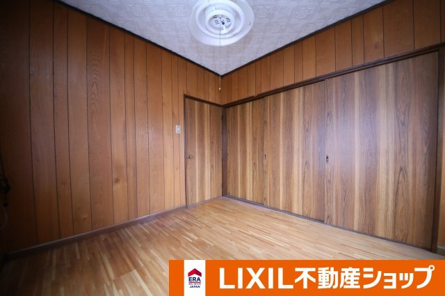 本町1丁目中古戸建の洋室