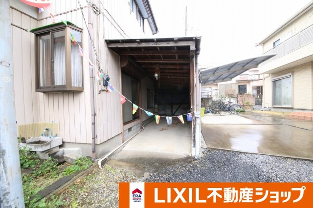 本町1丁目中古戸建の前面道路含む現地写真