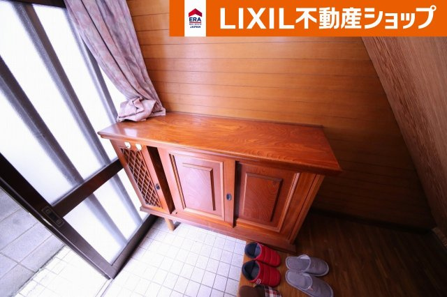 本町1丁目中古戸建の玄関
