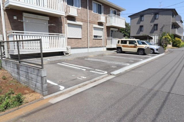リビングタウンひたち野 Ｂの駐車場|駐車場