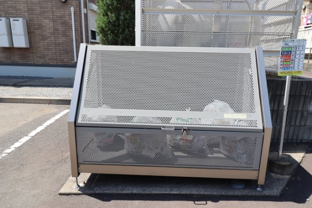 リビングタウンひたち野 Ｂのその他共用部分|ゴミストッカー