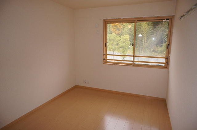 リビングタウンひたち野 Ｂの寝室