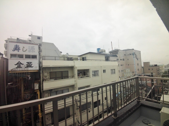 クラシス王子公園のバルコニー