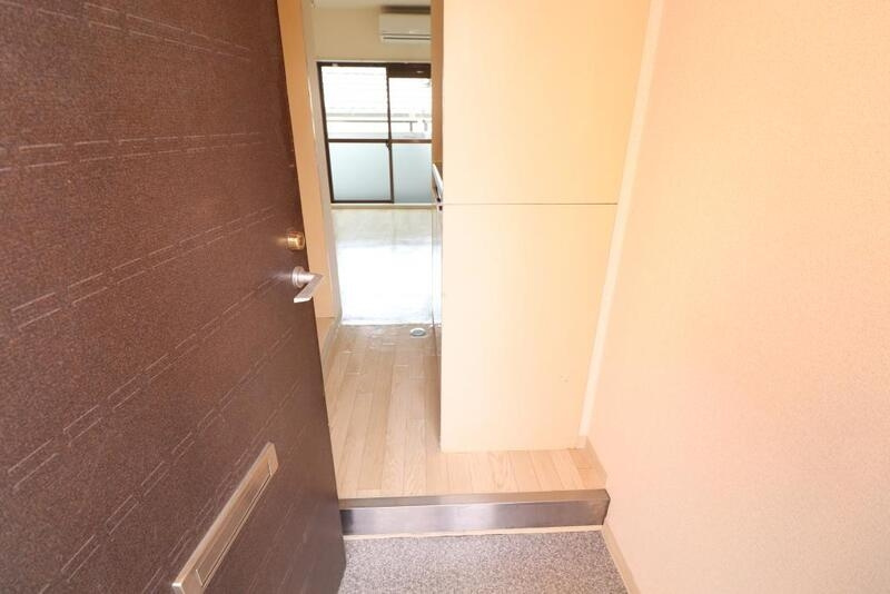 メゾン・ド・アコールの玄関