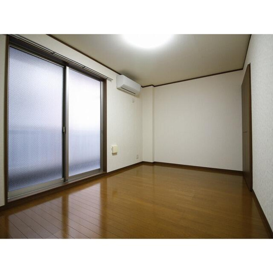 【寝室】