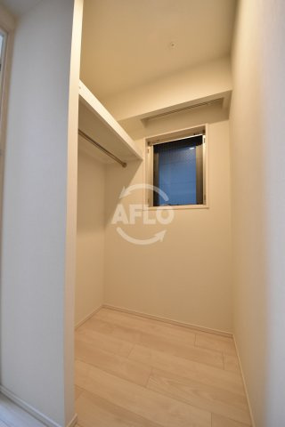 ブランズ北堀江　堀江小学校区の収納|ブランズ北堀江　ウォークインクローゼット