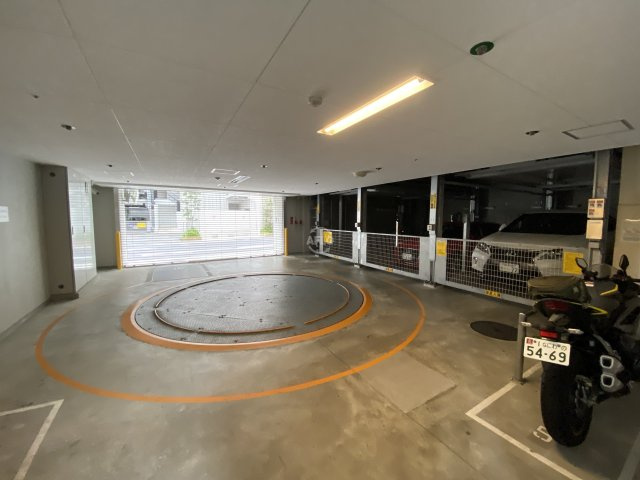 ブランズ北堀江　堀江小学校区の駐車場|ブランズ北堀江　駐車場