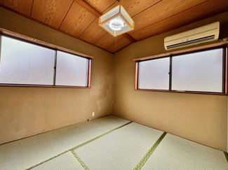 【和室】 | 千葉市若葉区桜木町3丁目　中古戸建 | ゲストルームとしてはもちろん、
洗濯物を畳むちょっとした家事スペースとしても活躍しそうな和室です。