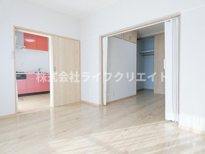 【居間・リビング】 | コーポ新井橋第1 | ※別号室のイメージ写真です。