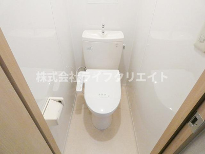 【トイレ】 | コーポ新井橋第1 | ※別号室のイメージ写真です。