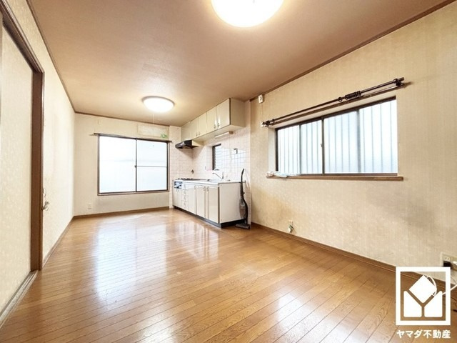 尼崎市東園田町3丁目の居間・リビング
