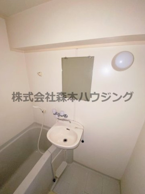 【洗面所】 | 　スタジオM | 洗面所です