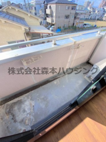 【バルコニー】 | 　スタジオM | 広々としたバルコニーです