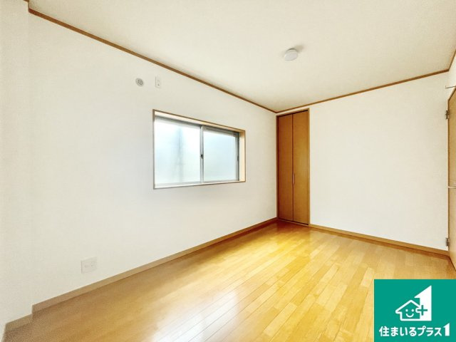 堺市堺区浅香山町　中古戸建の洋室