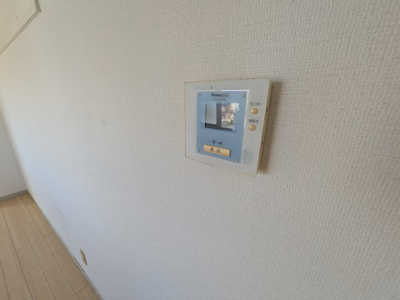 【セキュリティ】 | ヴァンハウス杉田 | モニターホンございます