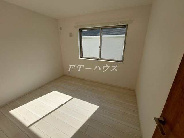 浪花町戸建　Ｂ棟の居間・リビング