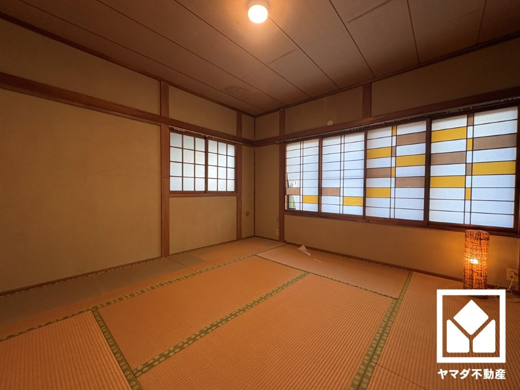 西宮市美作町の和室