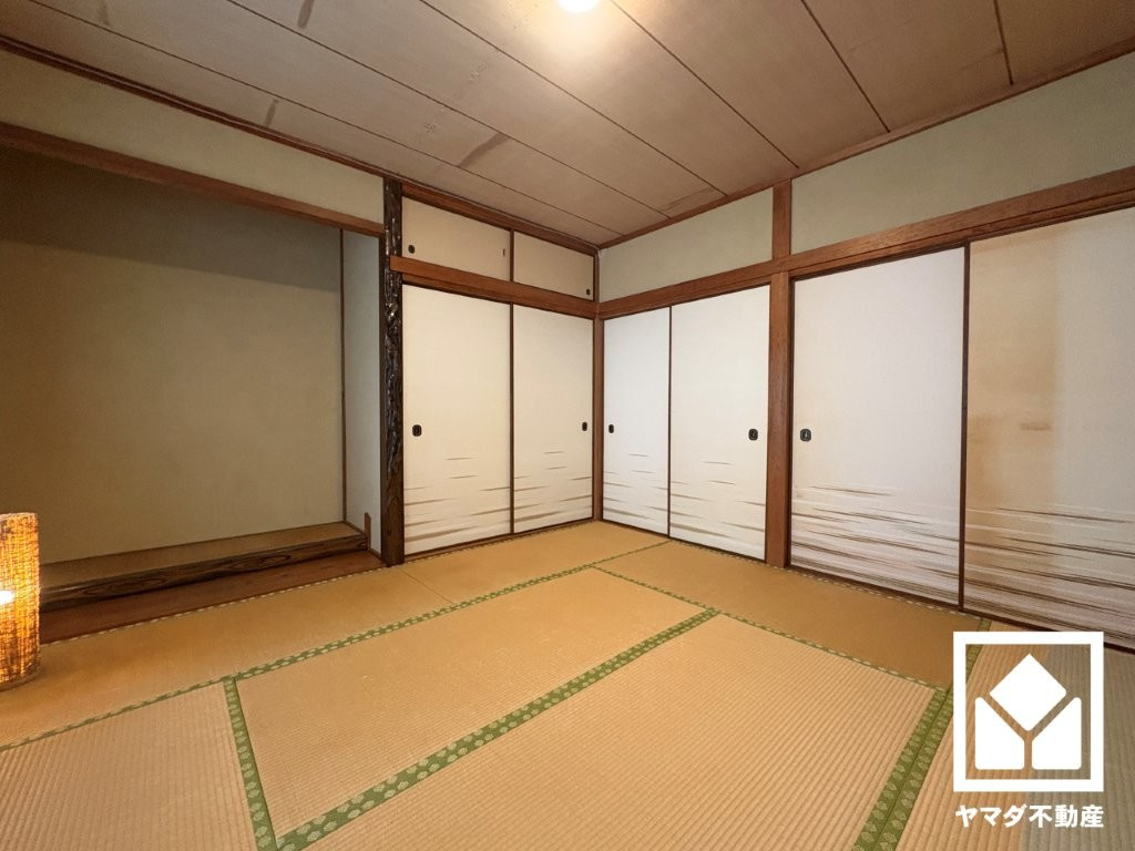 西宮市美作町の和室