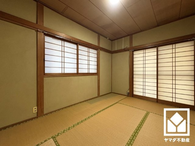 西宮市美作町の和室