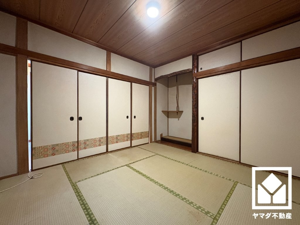 西宮市美作町の和室