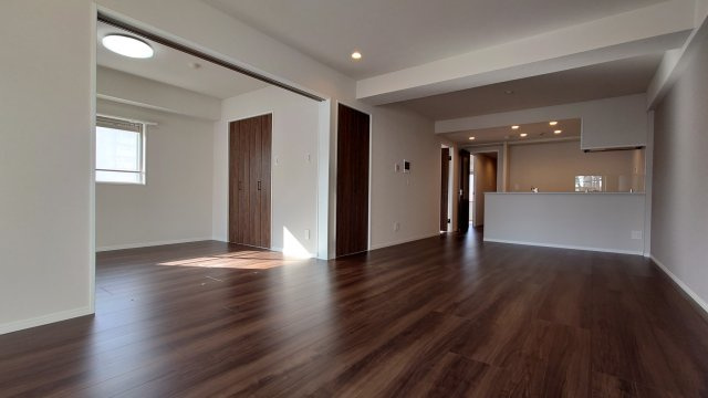 【居間・リビング】