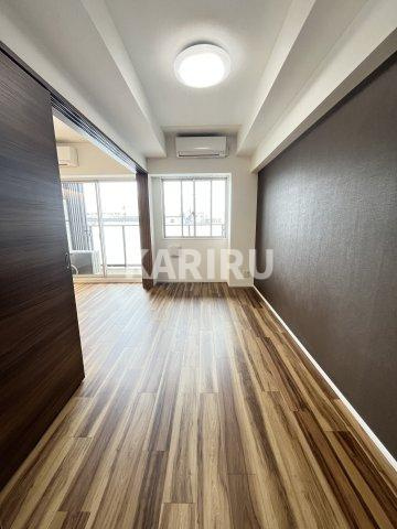 SK RESIDENCES 城北の洋室
