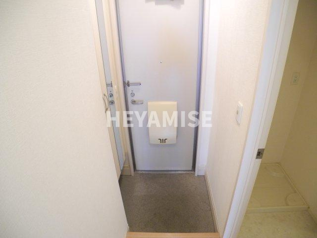 ヴェルジェ平間の玄関