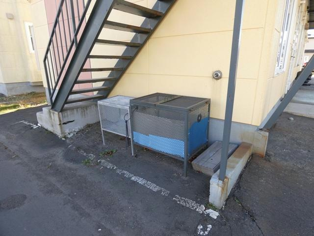レオーネ芦野のエントランス