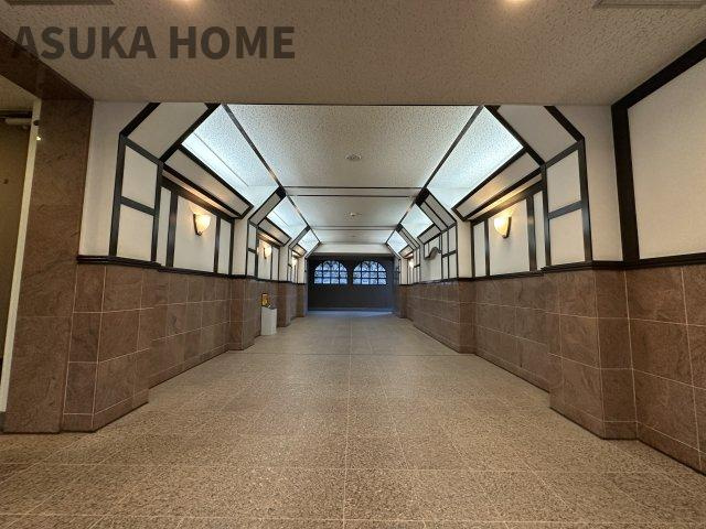 クイーンズガーデンサウスコートレジデンスの駐車場|バイク置き場の空き状況については、その都度、確認いたしますのでお気軽にお聞きください。