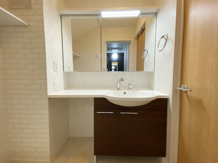 コンフォールアビテの洗面所